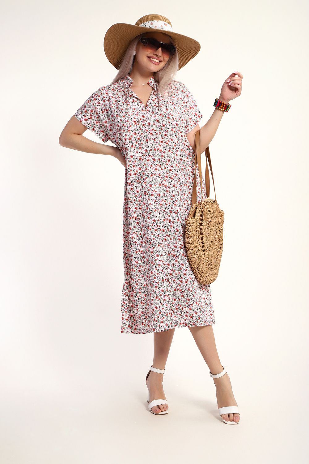 Платье 32746 - цветы на белом