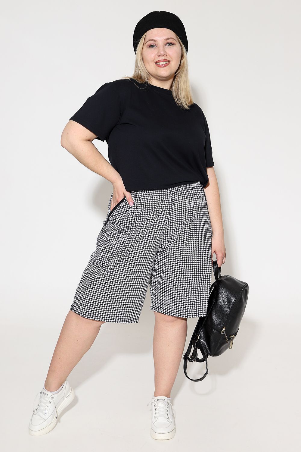 Шорты больших размеров 112 - гусиная лапка