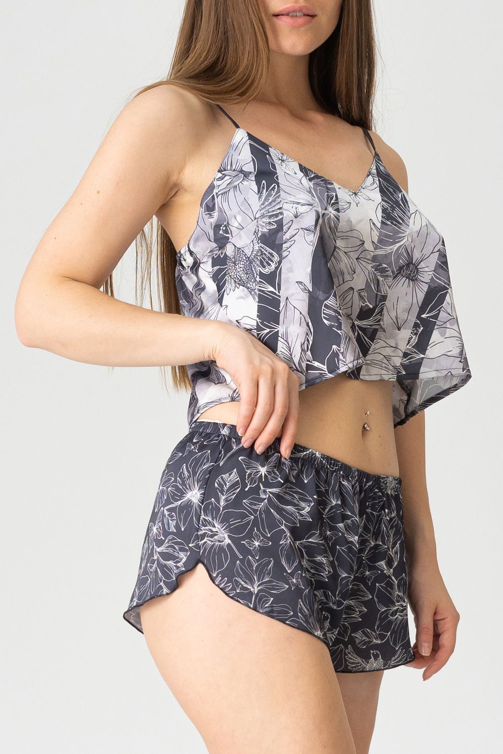 Пижама Hot Story Spring melody (топ + шорты) - черный